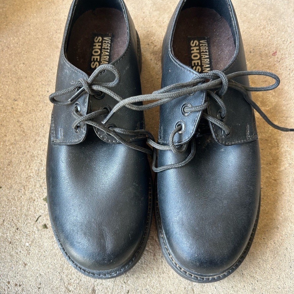 Vegetarian Shoes Brand Size 38 Oxford Style 
Shoes